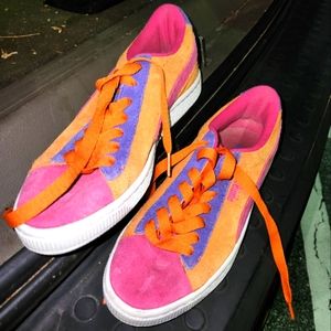 Multi color puma sport lifestyle